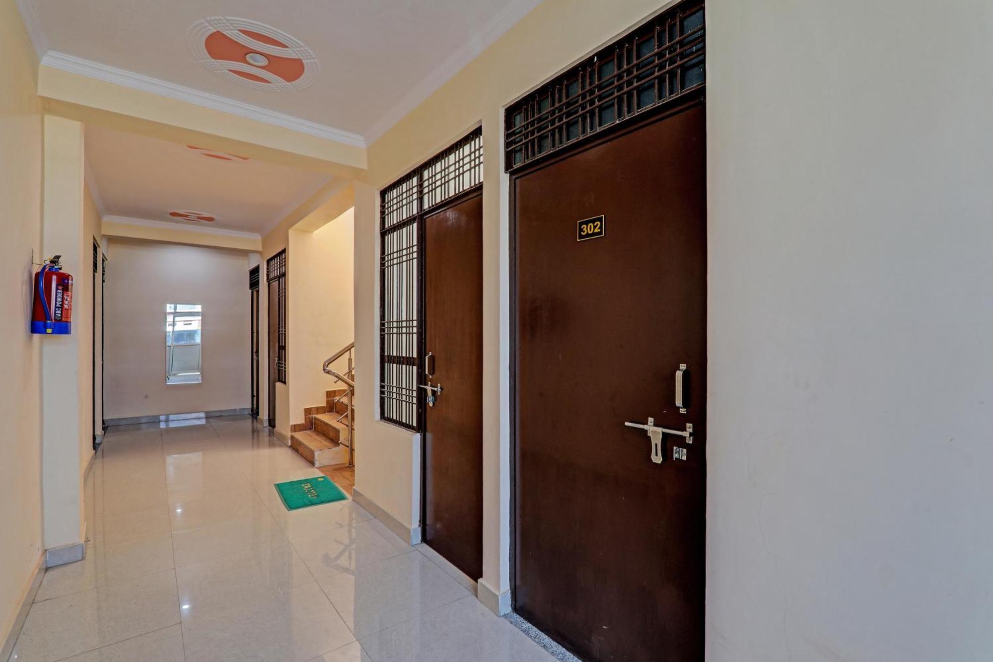 Super Hotel O Fort Inn لاكناو المظهر الخارجي الصورة